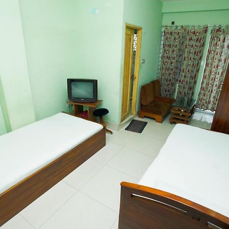 Hotel Star Park Dakhin Kattali Quarto foto