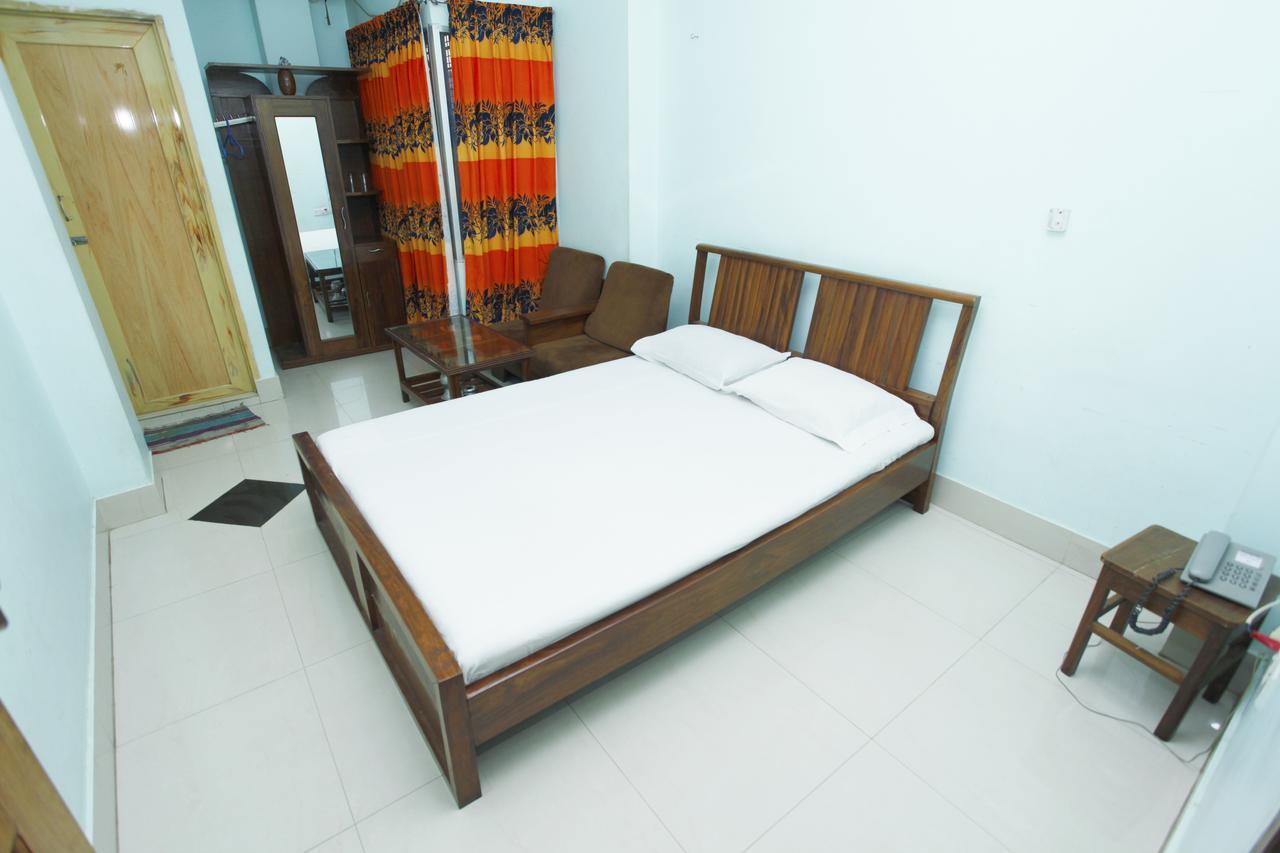 Hotel Star Park Dakhin Kattali Quarto foto