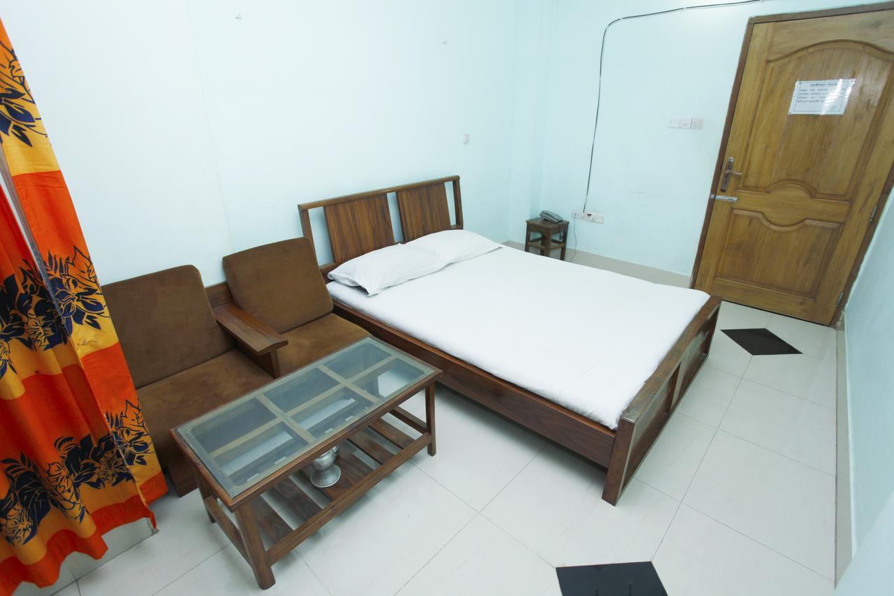 Hotel Star Park Dakhin Kattali Quarto foto